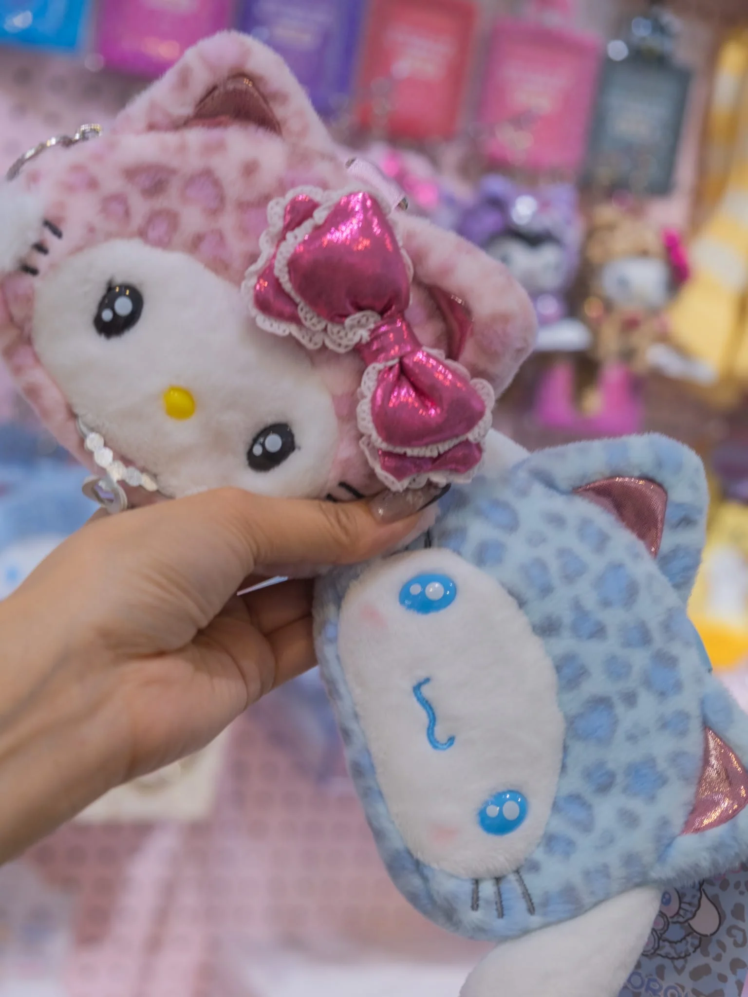 Cinnamoroll Leopard Cat Series Face Pouch Keychain - Image 3